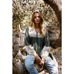 Daughters of India Rooh Long Sleeves Blouse in Pine Sz XS